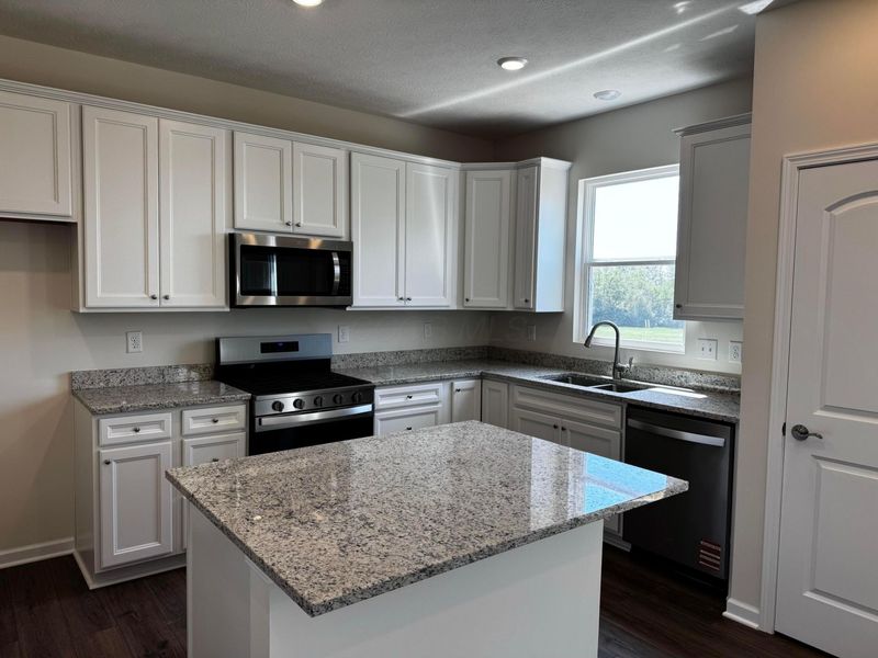 1295 Acuff Avenue, Unit Lot 107, Lockbourne, OH 43137 Photo 21