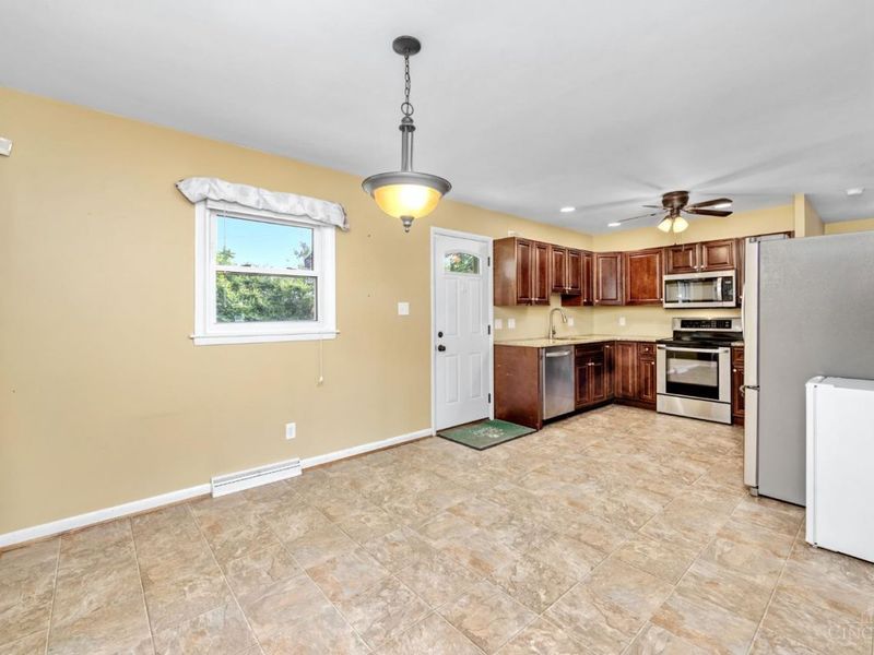 2409 Elmo Place, Middletown, OH 45042 Photo 7