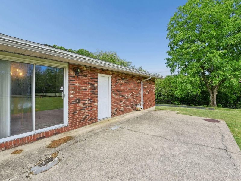 7162 Goshen Road, Goshen Twp, OH 45122 Photo 20
