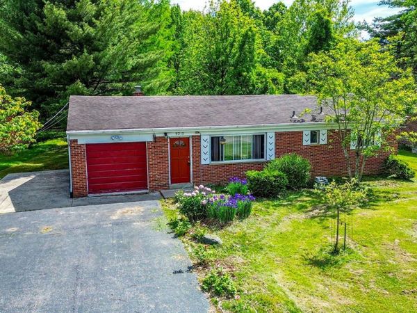 9315 Greenhedge Lane, Symmes Twp, OH 45140