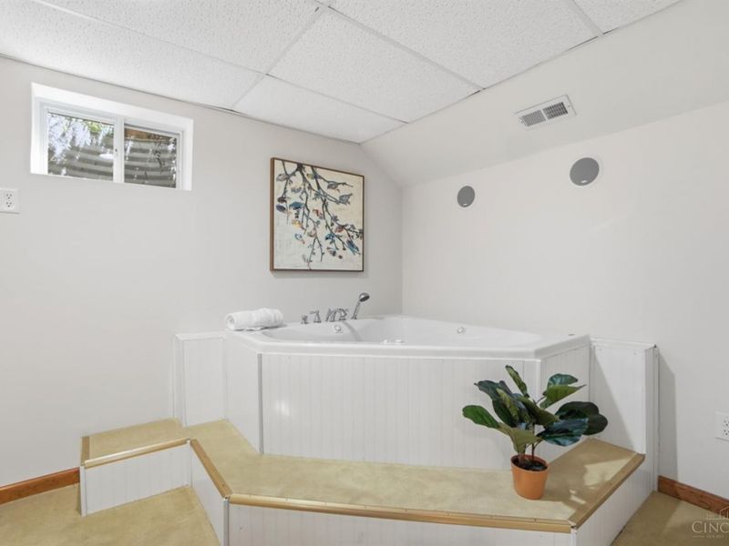 7750 Crystal Lake Lane, Hamilton Twp, OH 45039 Photo 31