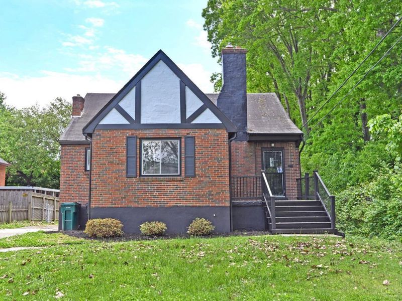 1403 Shenandoah Avenue, Cincinnati, OH 45237 Photo 1