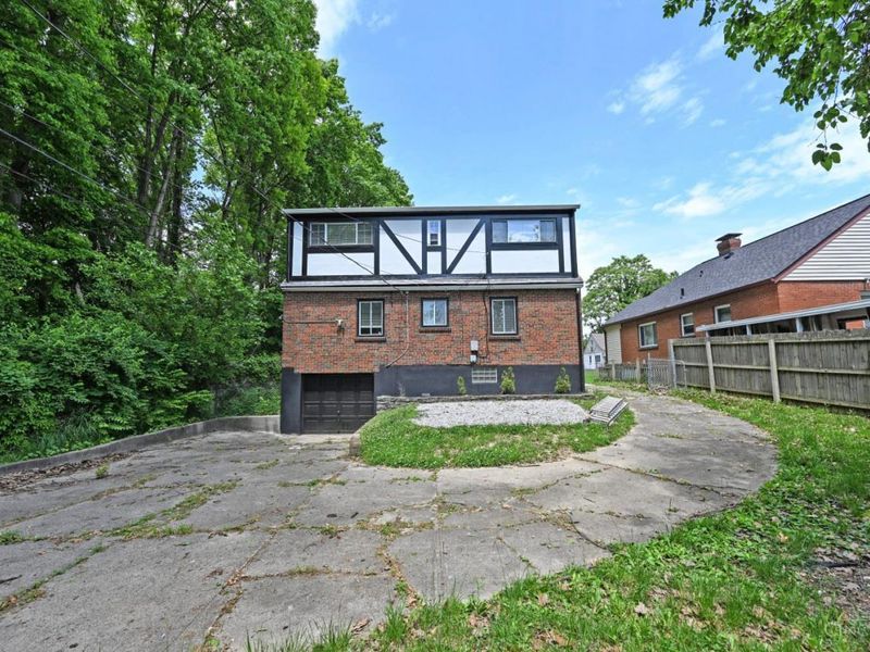 1403 Shenandoah Avenue, Cincinnati, OH 45237 Photo 32