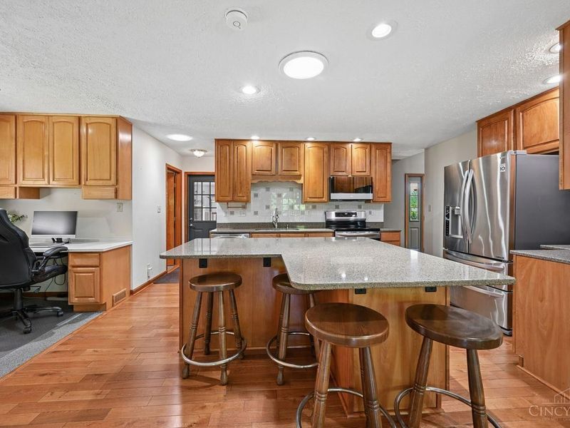 6402 Shannon Drive, Fairfield Twp, OH 45011 Photo 7