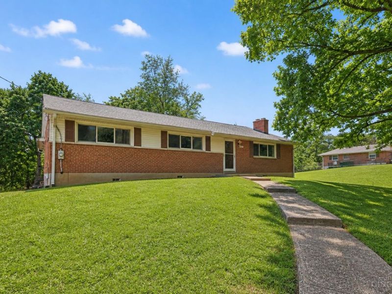 3635 Donegal Drive, Sycamore Township, OH 45236 Photo 6