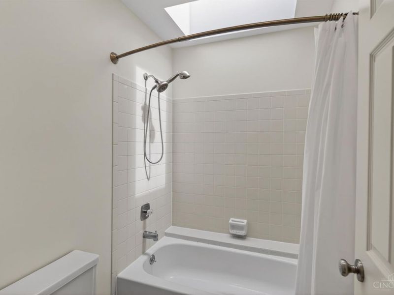 11 Carpenters Run, Blue Ash, OH 45241 Photo 24