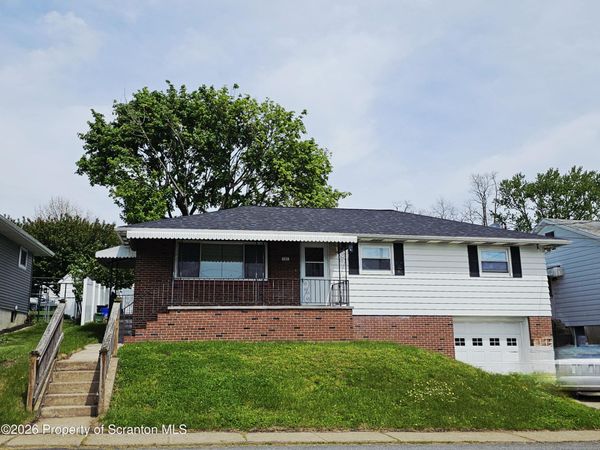 405 Baker Street, Taylor, PA 18517