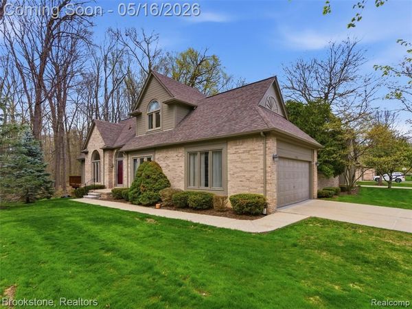 47318 Cider Mill Drive, Novi, MI 48374