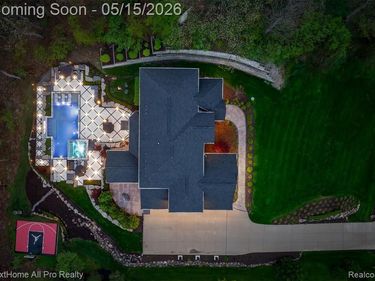 12385 Boulder Pass Drive, Brighton Twp, MI 48380