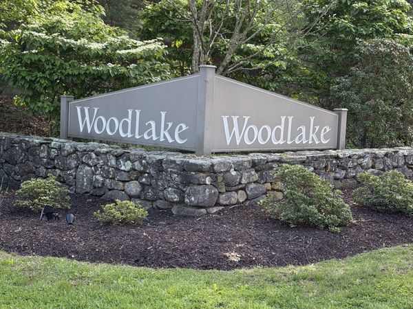 7 Highpoint, Unit 7, Woodbury, CT 06798