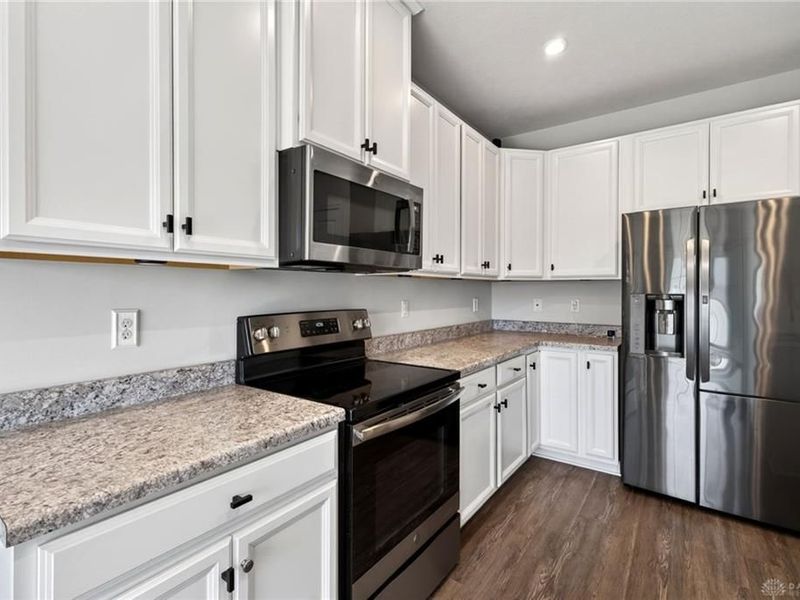 224 Regatta Park Drive, Fairborn, OH 45324 Photo 18