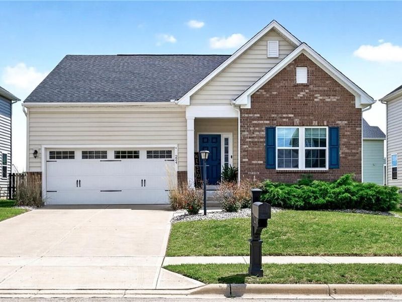 224 Regatta Park Drive, Fairborn, OH 45324 Photo 2