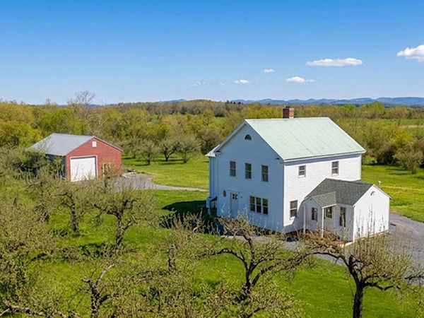 194 S Bingham Street, Cornwall, VT 05753
