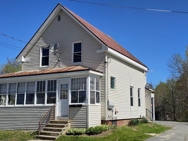 132 Clinton Avenue , Winslow, ME 04901