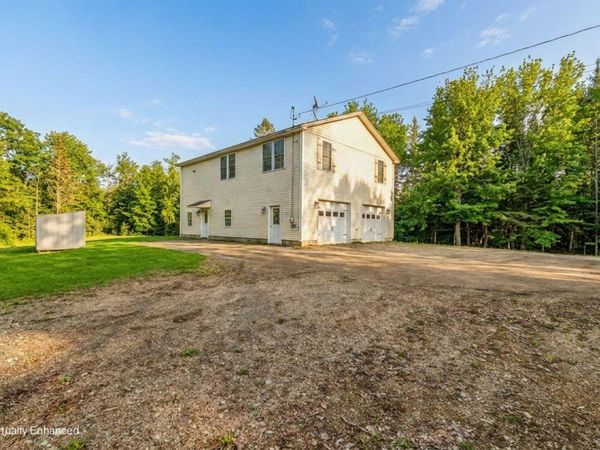 21 Glazier Lane , Levant, ME 04456