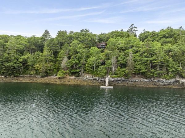 127 Appalachee Road , Boothbay Harbor, ME 04538