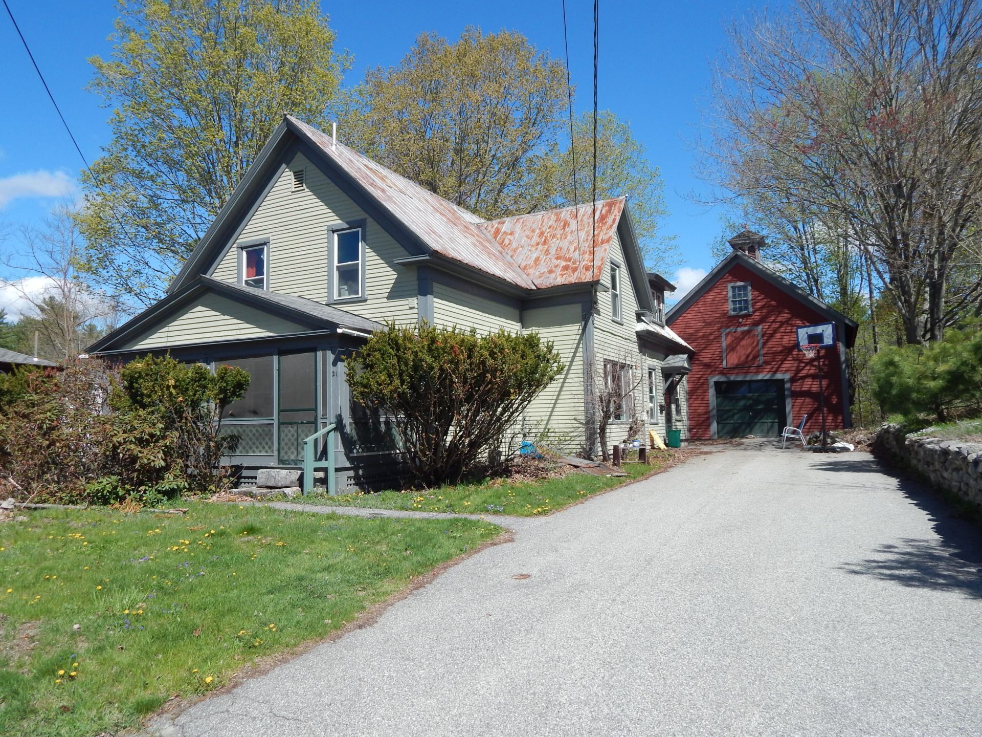 21 Crescent Street , Norway, ME 04268 Main Photo