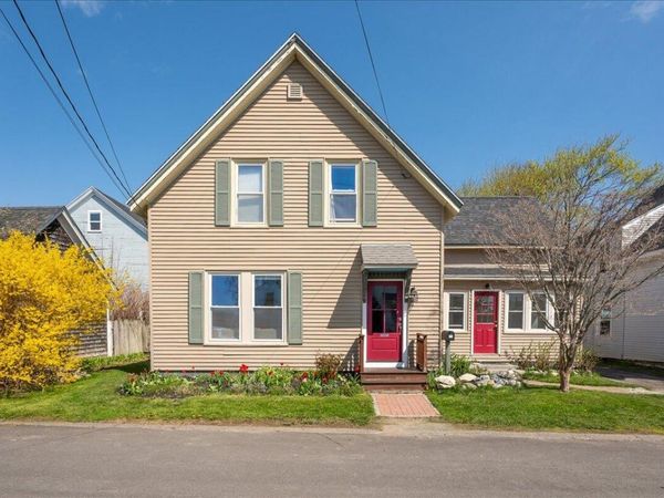 15 Berkley Street, Rockland, ME 04841