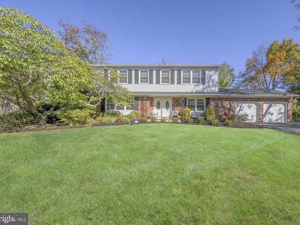 58 HAMILTON LANE, PLAINSBORO, NJ 08536