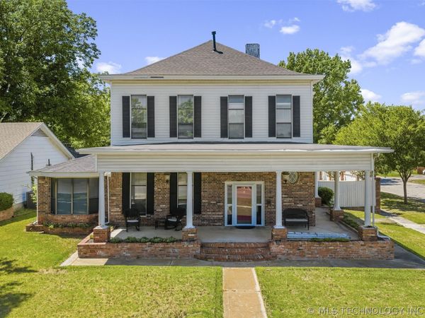 601 S Broadway Avenue , Ada, OK 74820