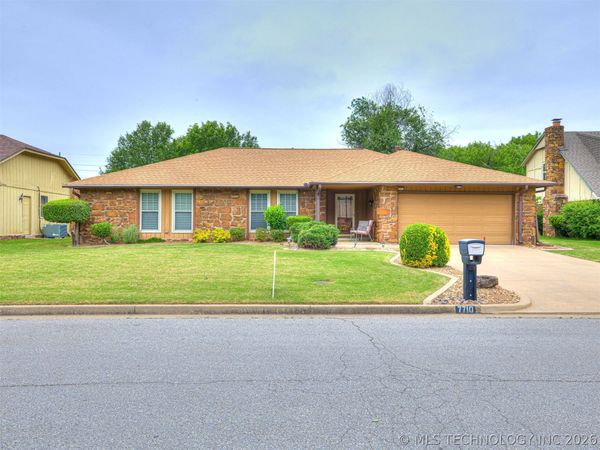 7710 S 73rd East Avenue , Tulsa, OK 74133
