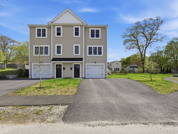 59 Castine St, Worcester, MA 01606