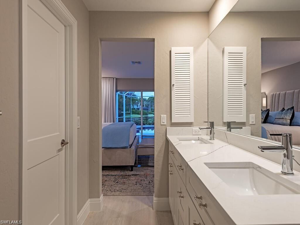 4856 Crayton Rd , Naples, FL 34103 Photo