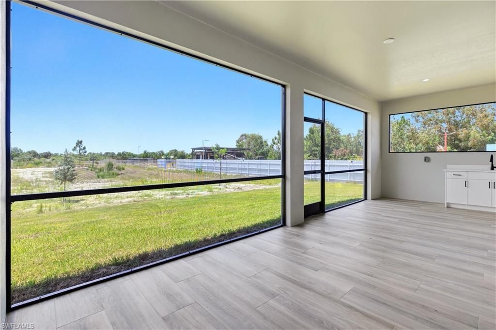 4431 Everglades Blvd N, Naples, FL 34120 Photo