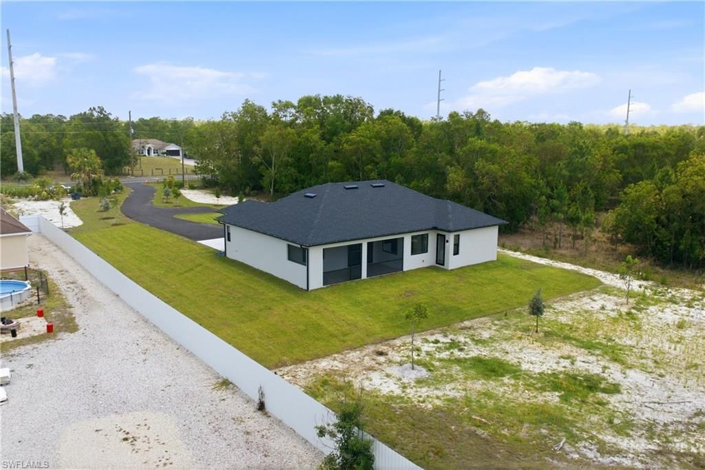 4431 Everglades Blvd N, Naples, FL 34120 Photo