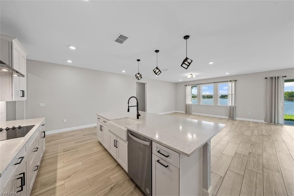 2038 Grove Dr , Naples, FL 34120 Photo