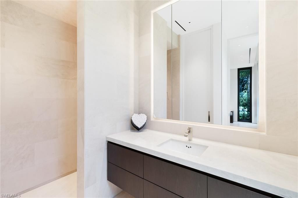 3655 Fort Charles Dr , Naples, FL 34102 Photo