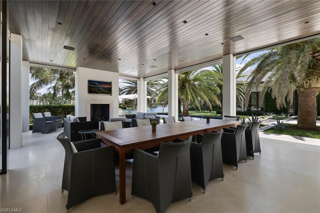 3655 Fort Charles Dr , Naples, FL 34102 Photo