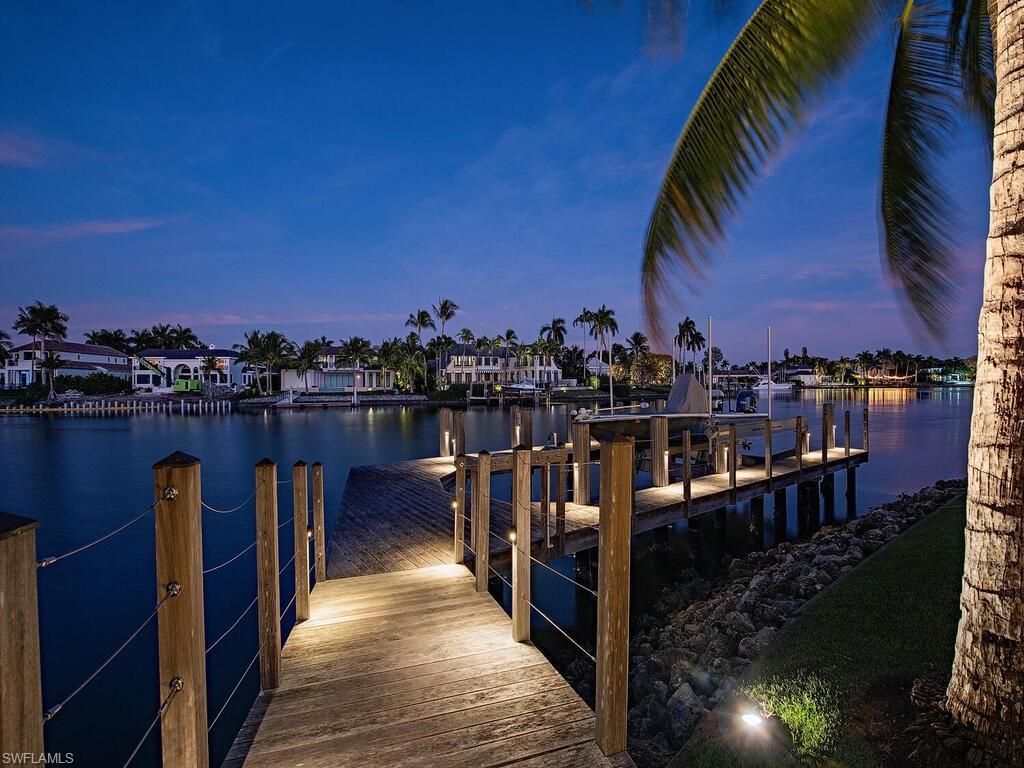 3655 Fort Charles Dr , Naples, FL 34102 Photo