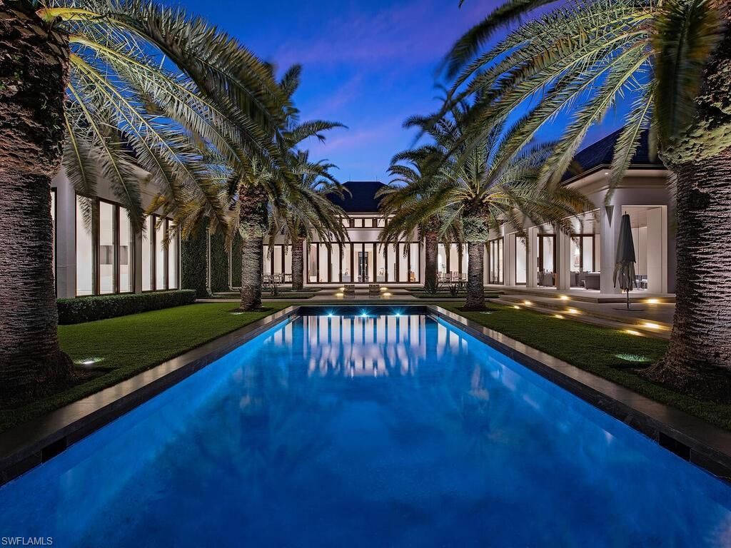 3655 Fort Charles Dr , Naples, FL 34102 Photo