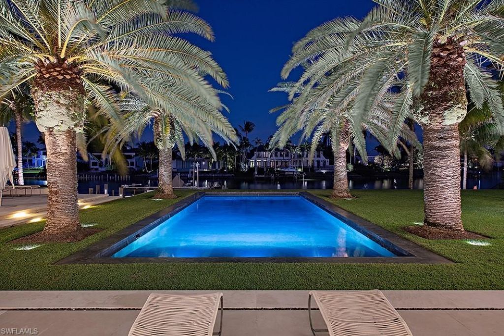 3655 Fort Charles Dr , Naples, FL 34102 Photo