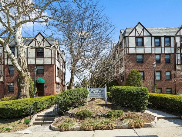 3 Greenridge Avenue , Unit B8, White Plains, NY 10605