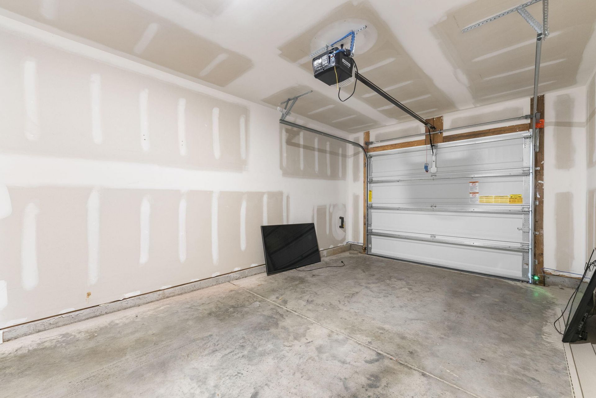 108 Haventree Court Photo 29