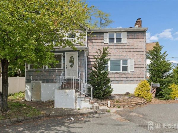 37 Hensler Lane , Sayreville, NJ 08872