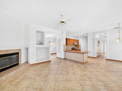 8406 Alameda Park Dr, Elk Grove, CA 95624 Photo