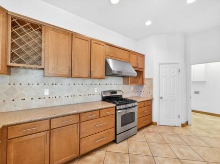 8406 Alameda Park Dr, Elk Grove, CA 95624 Photo