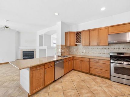 8406 Alameda Park Dr, Elk Grove, CA 95624 Photo