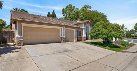 8406 Alameda Park Dr, Elk Grove, CA 95624 Photo