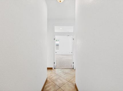 8406 Alameda Park Dr, Elk Grove, CA 95624 Photo