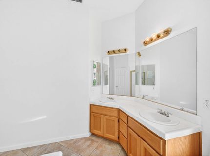 8406 Alameda Park Dr, Elk Grove, CA 95624 Photo