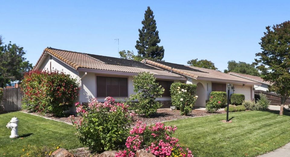 8951 Lansdowne Ct, Elk Grove, CA 95624 Photo