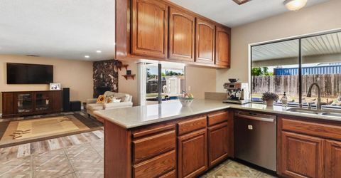 8951 Lansdowne Ct, Elk Grove, CA 95624 Photo