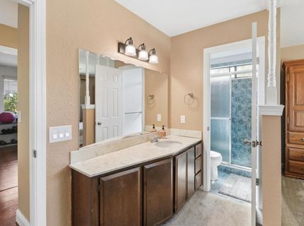 8951 Lansdowne Ct, Elk Grove, CA 95624 Photo