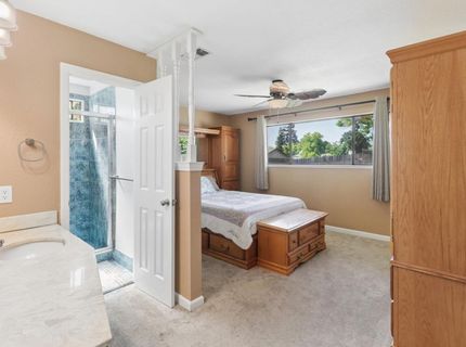 8951 Lansdowne Ct, Elk Grove, CA 95624 Photo