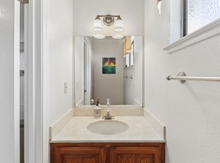 8951 Lansdowne Ct, Elk Grove, CA 95624 Photo