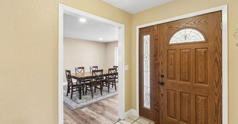 8951 Lansdowne Ct, Elk Grove, CA 95624 Photo